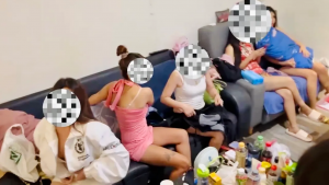 13名火辣應召女排排坐　老司機哀號！嘉義知名豆干厝被抄了