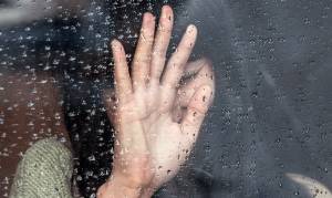 少女瞞男友約砲！慘被拍裸照逼當肉便器「3天1次」　爸聽到電話氣炸怒告